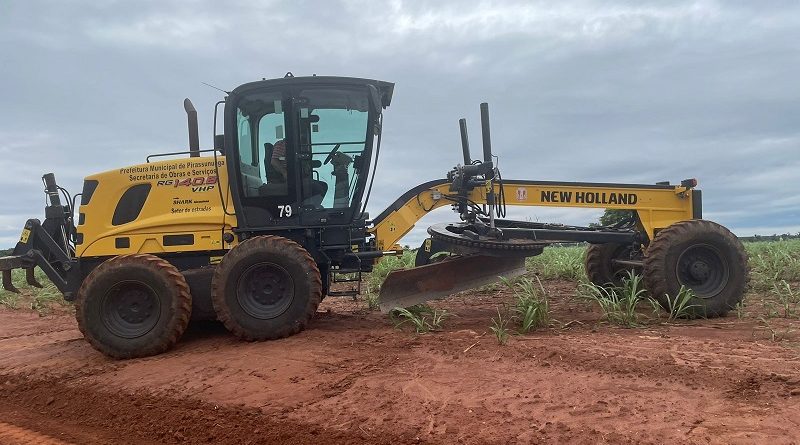 Obras e Agricultura promovem melhorias na estrada do bairro Itupeva