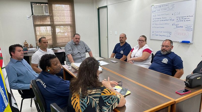 Prefeito se reúne com Sindicato dos Servidores para debater reivindicações