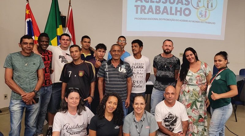 Assistência e Desenvolvimento Social promove treinamento de Programa de Acesso ao Mundo do Trabalho